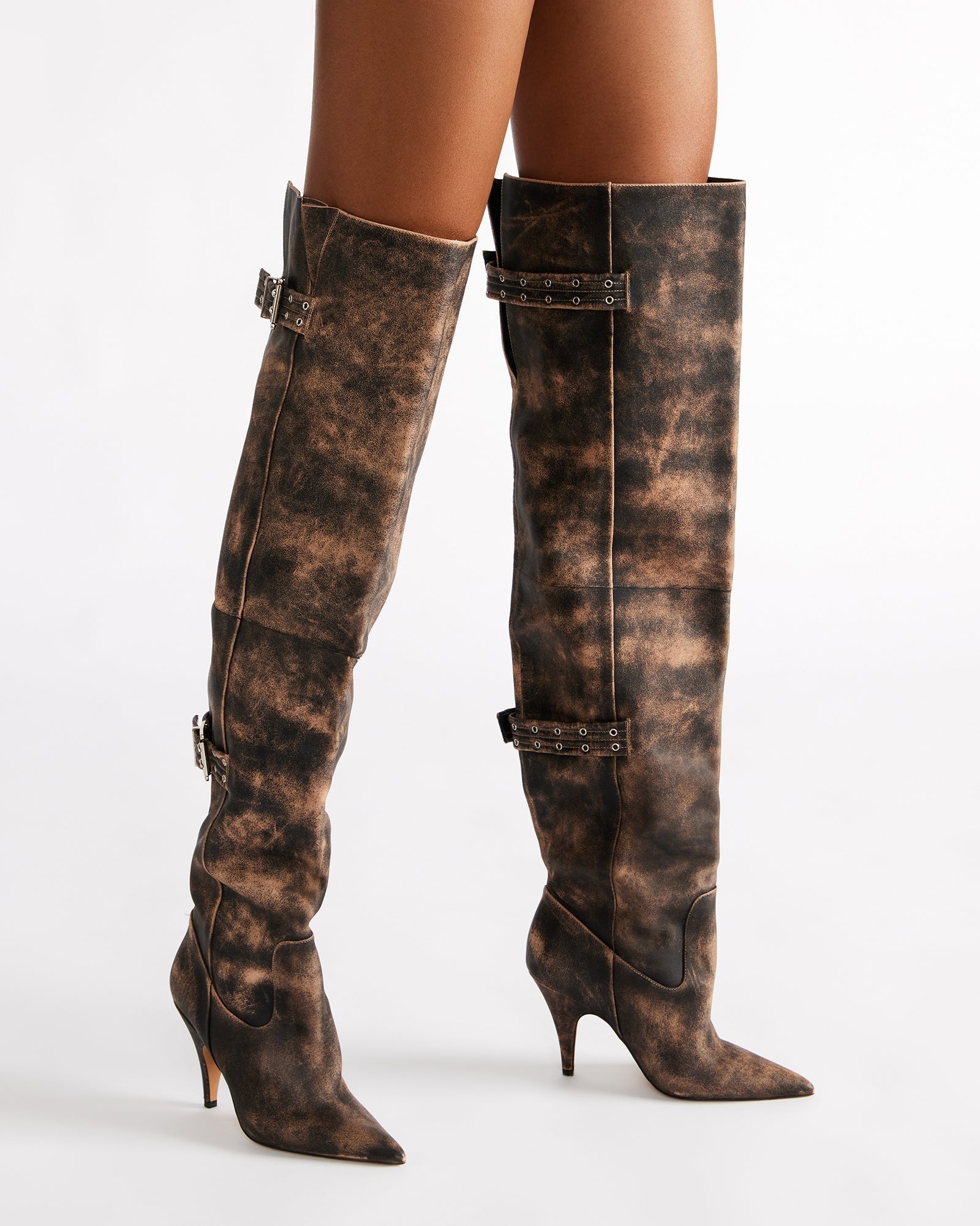 BADDIE BLACK DISTRESSED