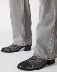 RICHIE GREY SNAKE